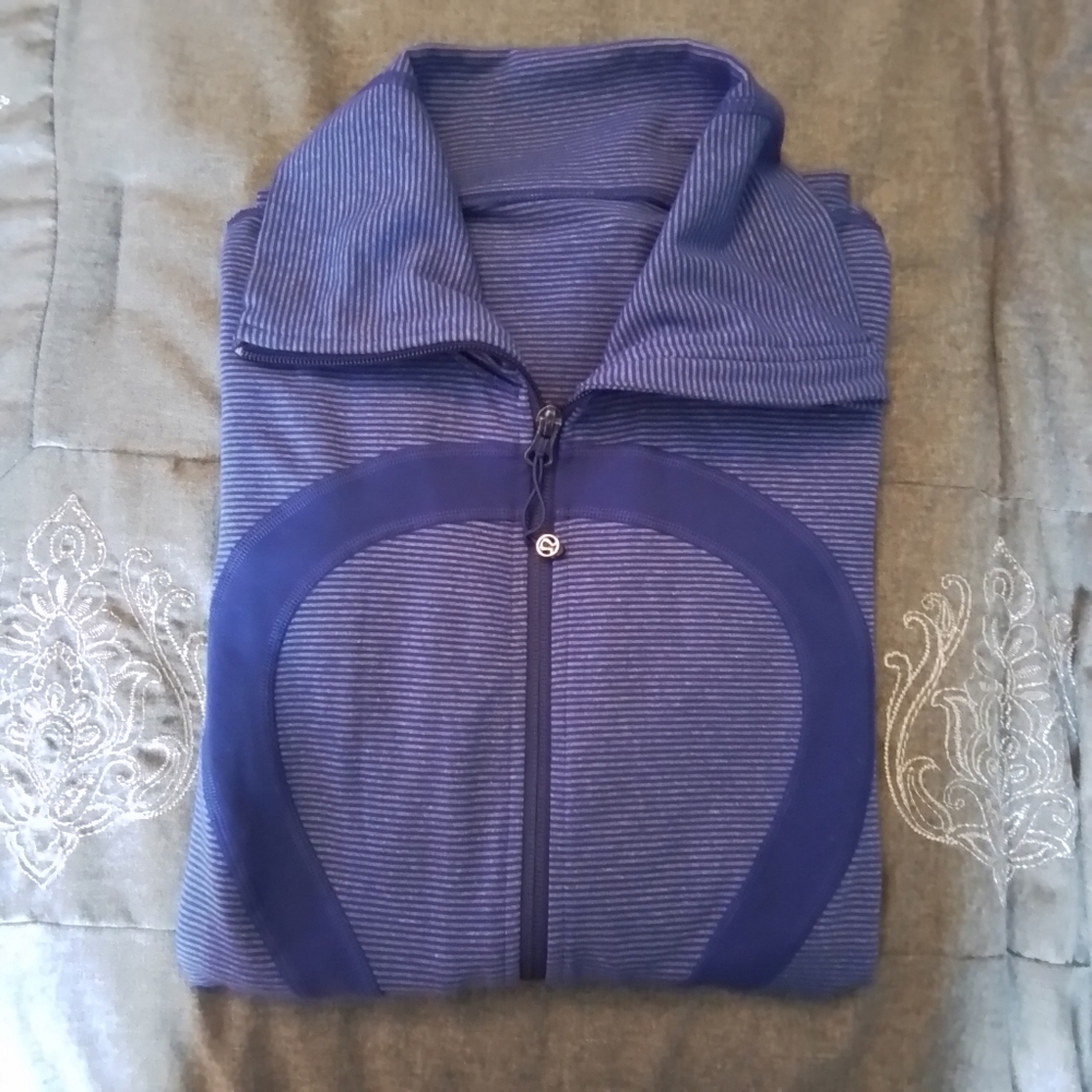 Lululemon Athletica Pigment Blue/Purple Tonka Stripe In Stride Jacket - 8 - Picture 12 of 14